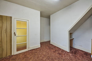 Photo 16- click for photo gallery